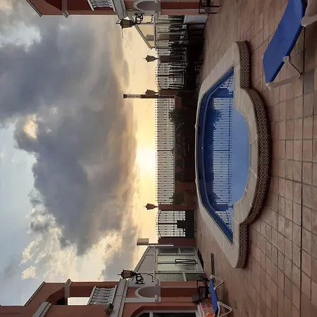 Lloyds Club 3* Torrevieja