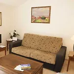 Lloyds Club Aparthotel 3*