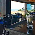 Aparthotel Lloyds Club 3*