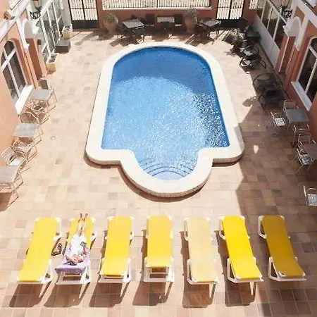 Apartmanhotel Lloyds Club