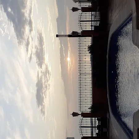 Apartmanhotel Lloyds Club